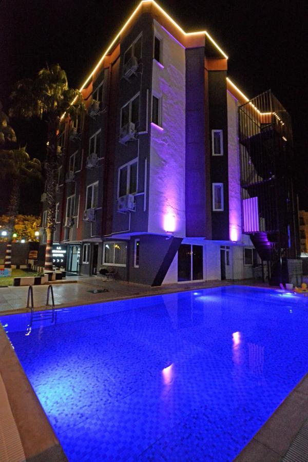 La Rezidans Hotel Antalia Esterno foto