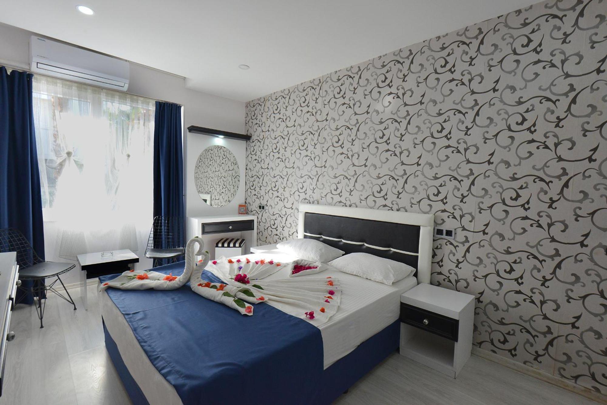 La Rezidans Hotel Antalia Esterno foto